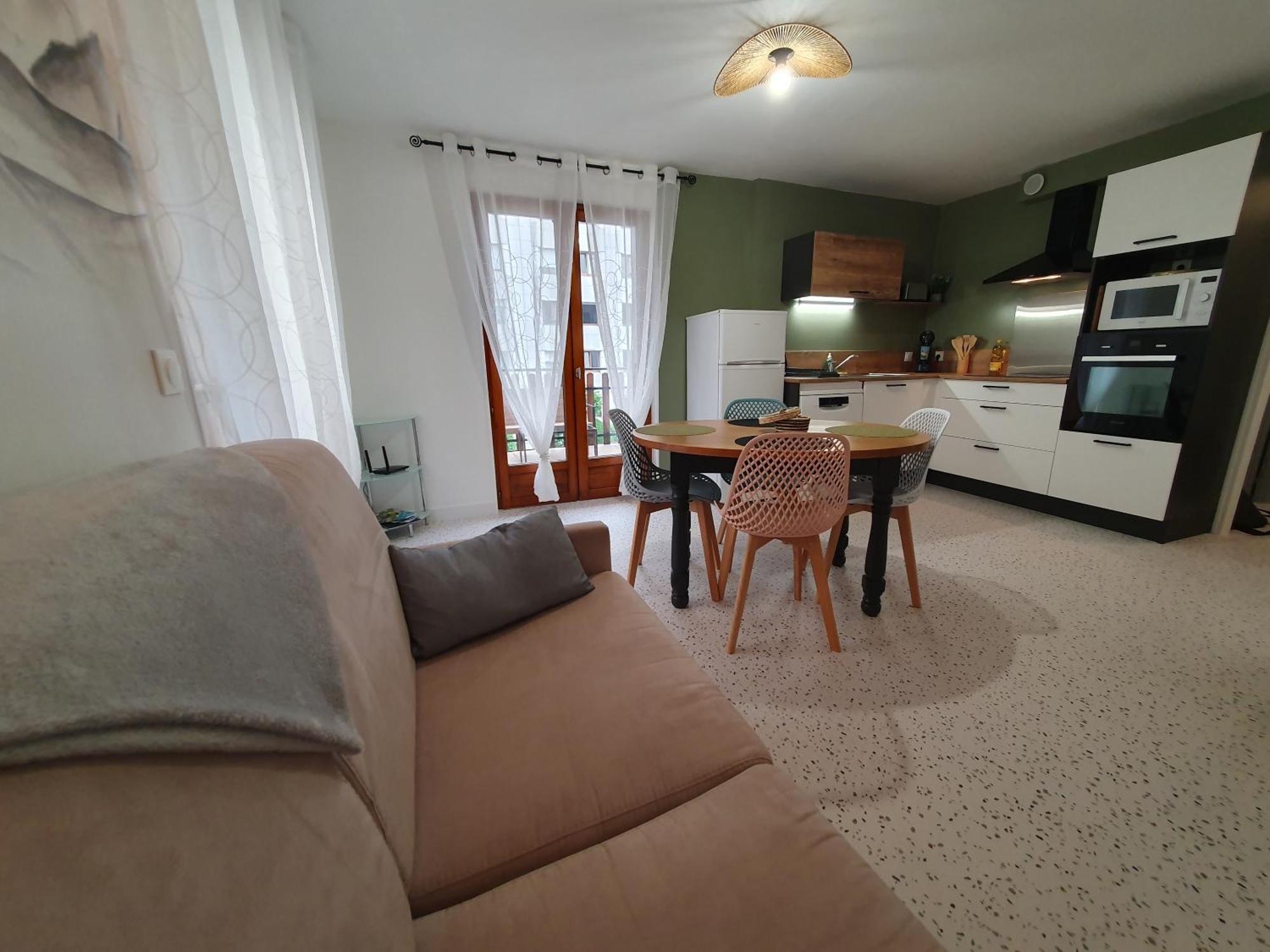 Nid Douillet Neuf, Clim, Hyper Confort, Terrasse ! Appartement *